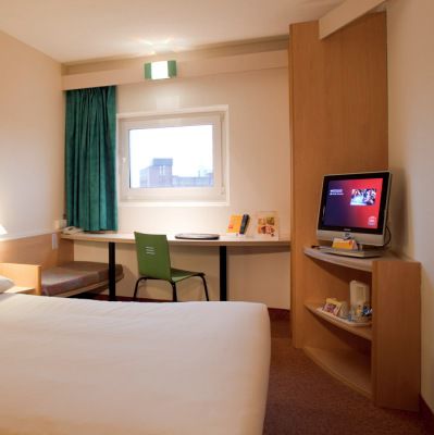 Ibis Centre Marlborough Street Hotel
